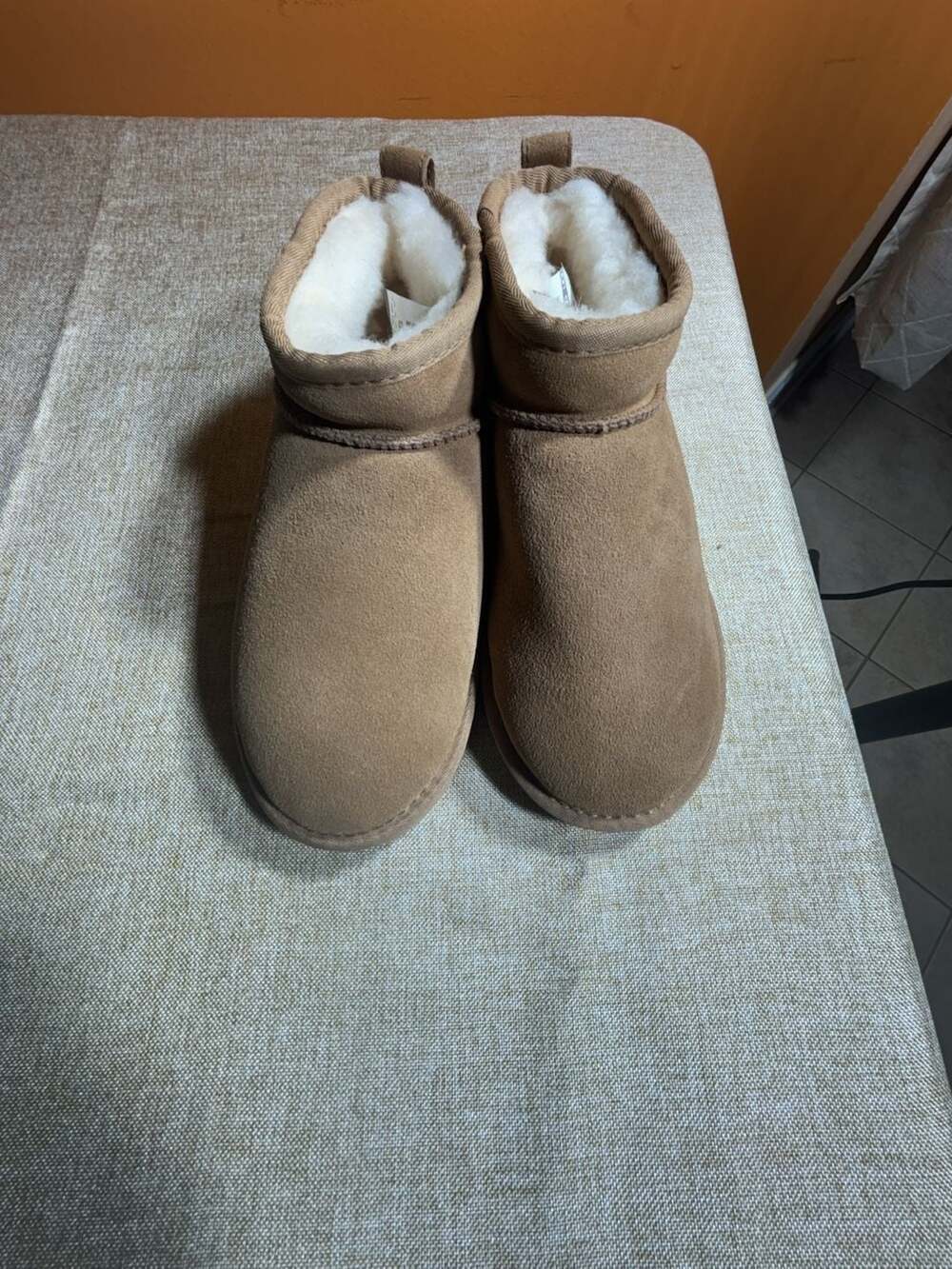 UGG Classic Ultra Mini Size 6 Chestnut Brown Suede Boots